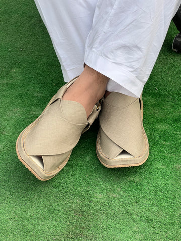 Charming Grey Fabric Kaptan Chappal