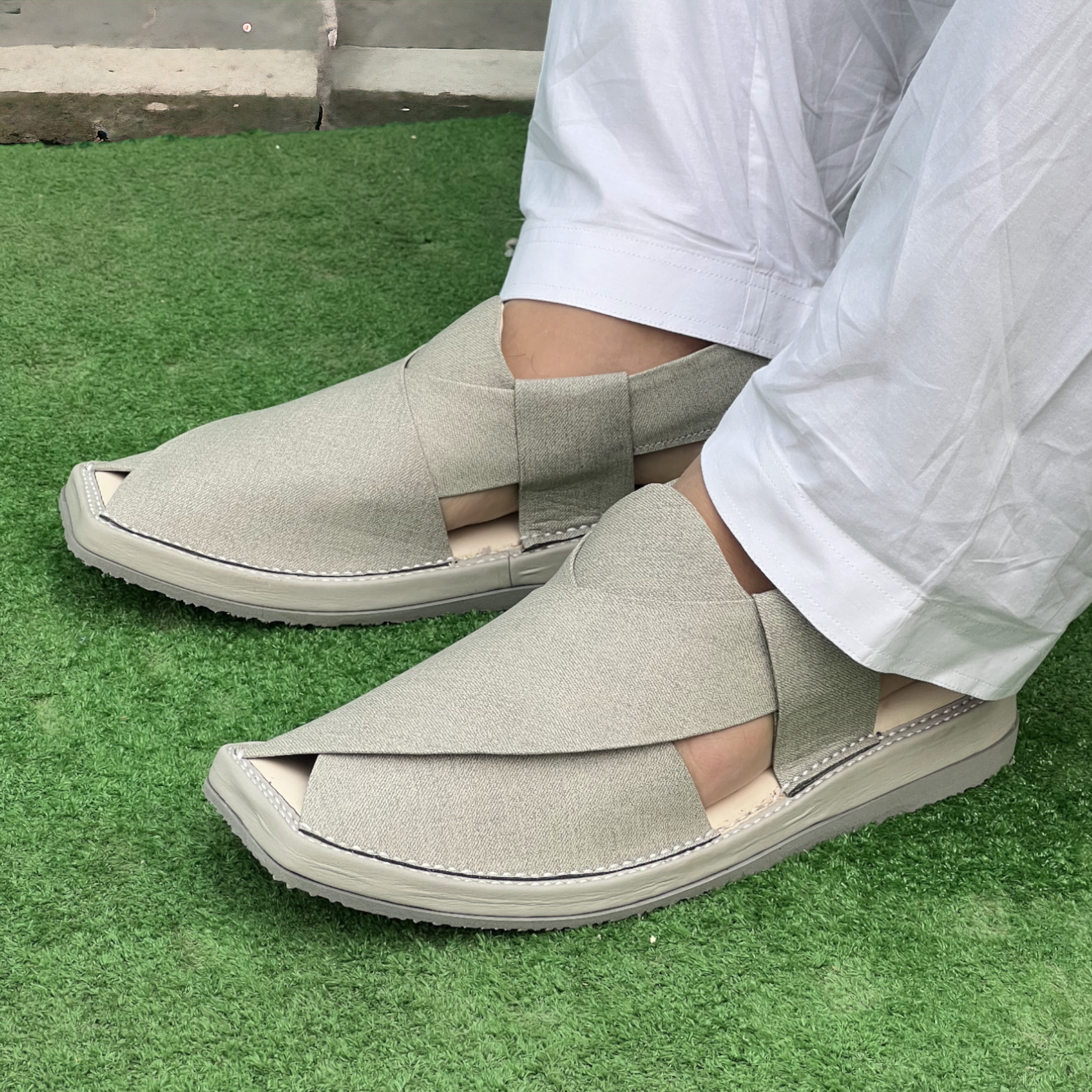 Lightweight Medicated Kaptan Chappal White Fabric Texture Pakistan