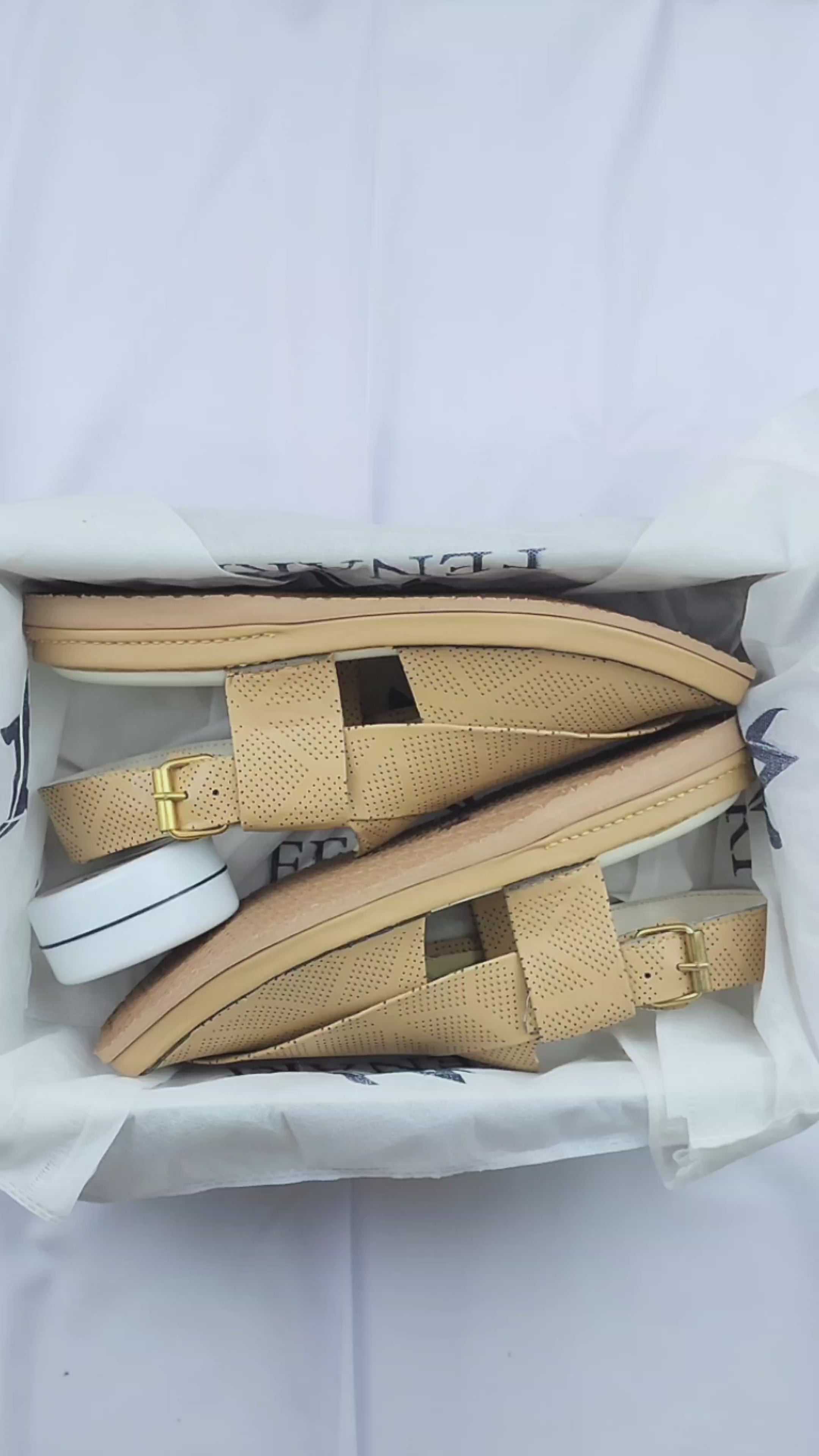 Stylish Dotted Camel Handmade Chappal by Kaptan
