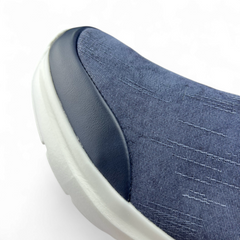 Skechers Slip-ins, Max Cushioning & HYPER BURST Blue | 2001